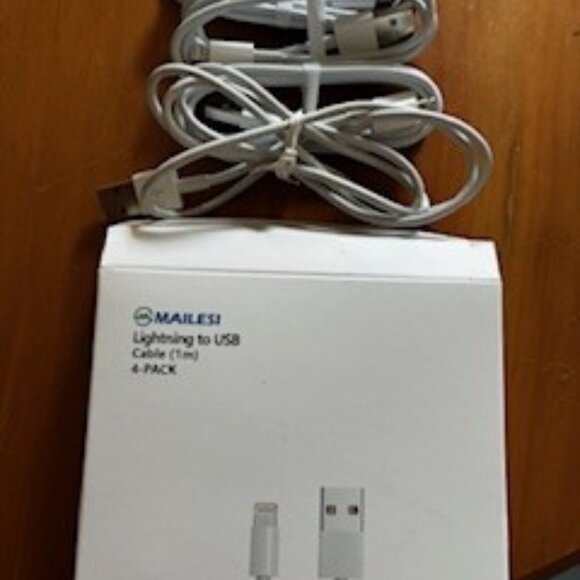 Lightening to USB Cables 1M, Never Used, Brand New! - Picture 2 of 4